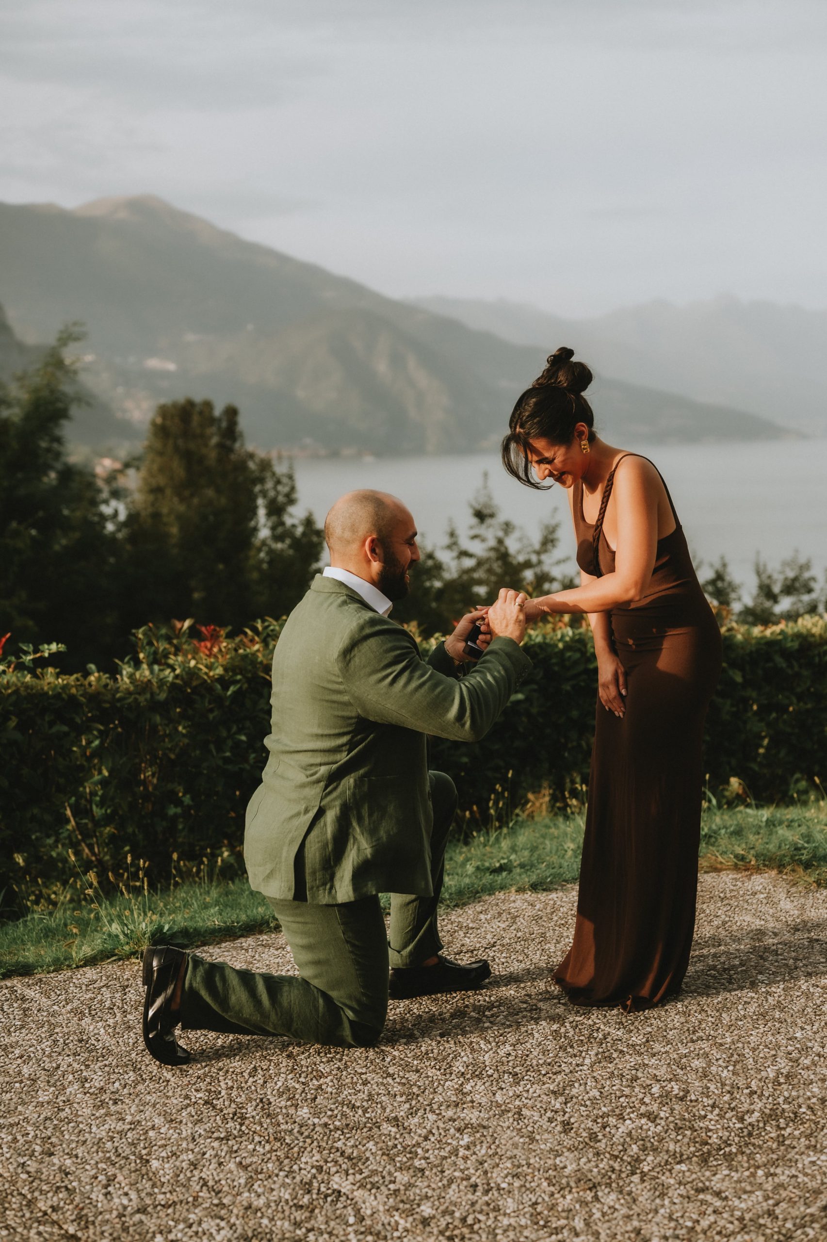 Lake Como proposal photoshoot